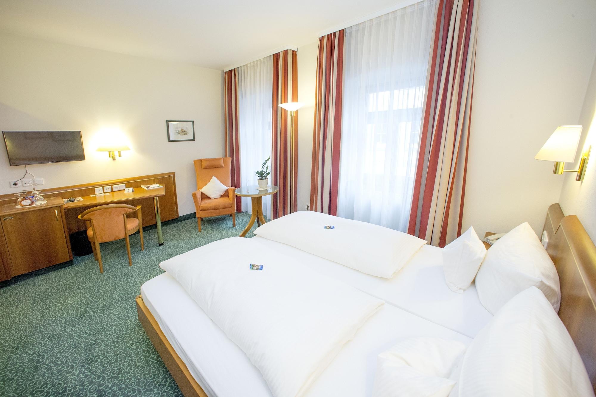 Hotel Weisses Lamm Veitshochheim Luaran gambar