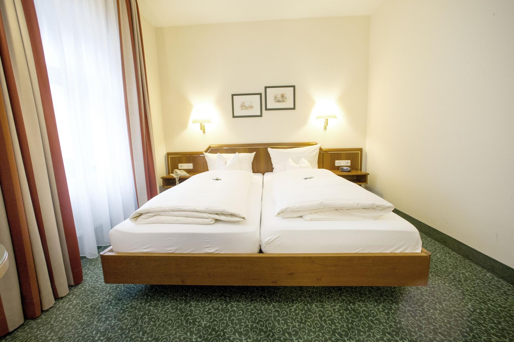 Hotel Weisses Lamm Veitshochheim Luaran gambar
