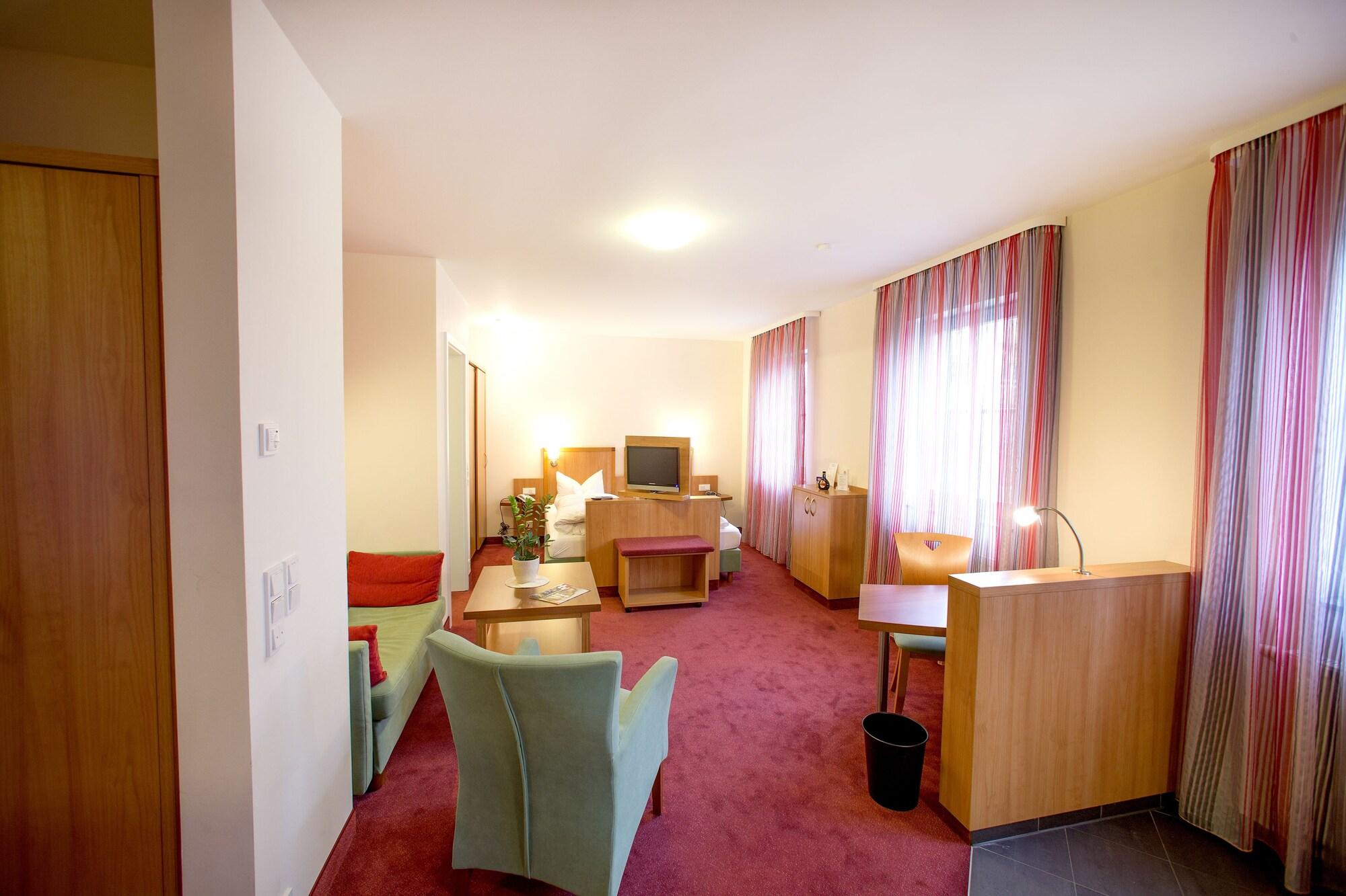 Hotel Weisses Lamm Veitshochheim Luaran gambar