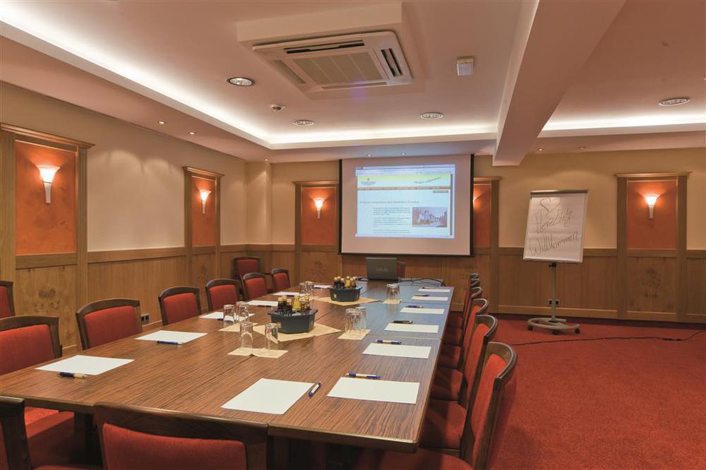 Hotel Weisses Lamm Veitshochheim Restoran gambar