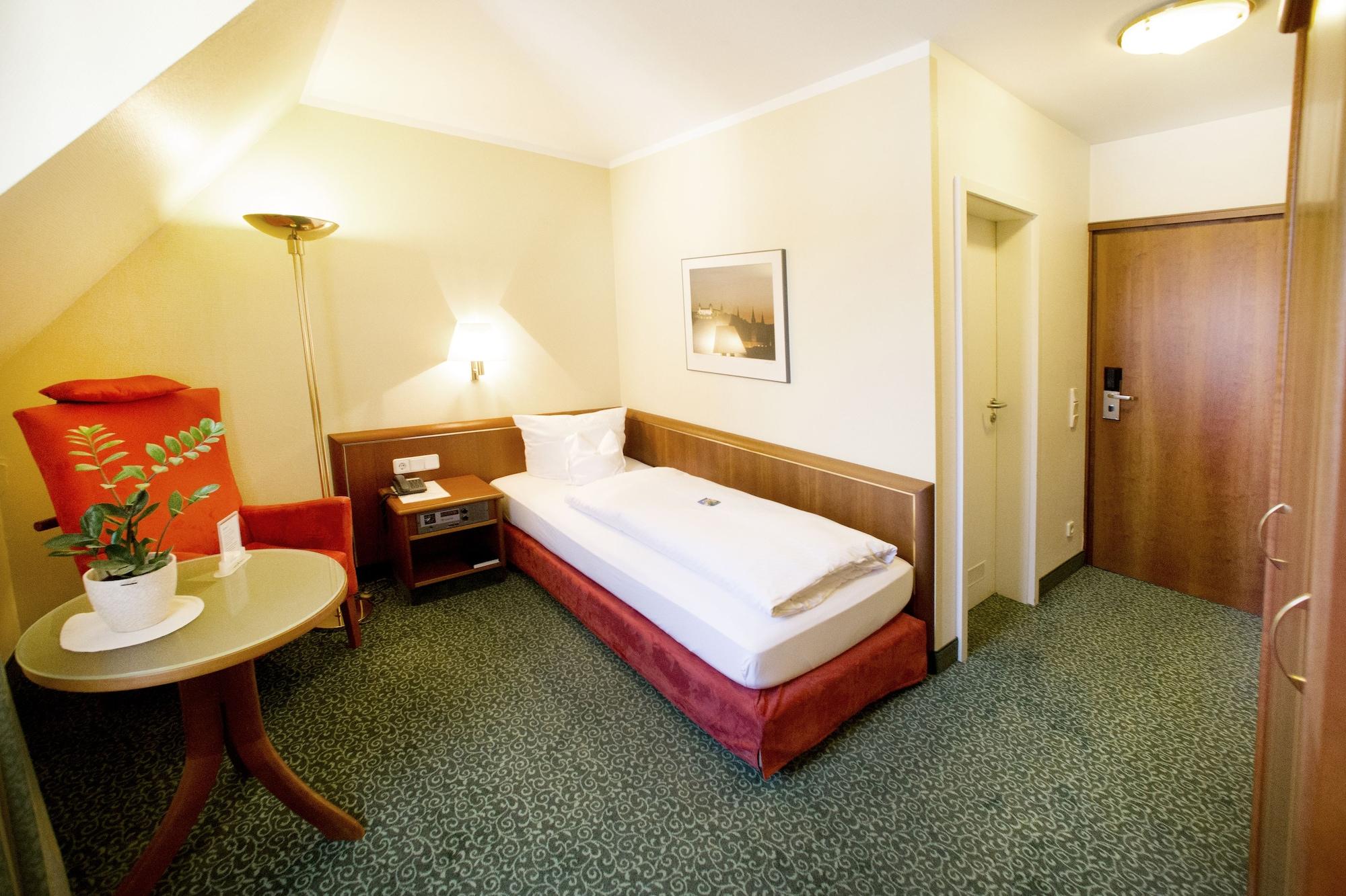 Hotel Weisses Lamm Veitshochheim Luaran gambar