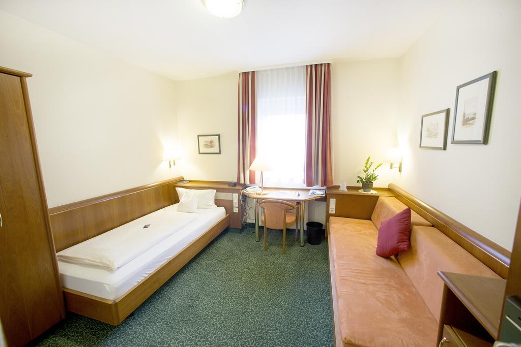 Hotel Weisses Lamm Veitshochheim Luaran gambar