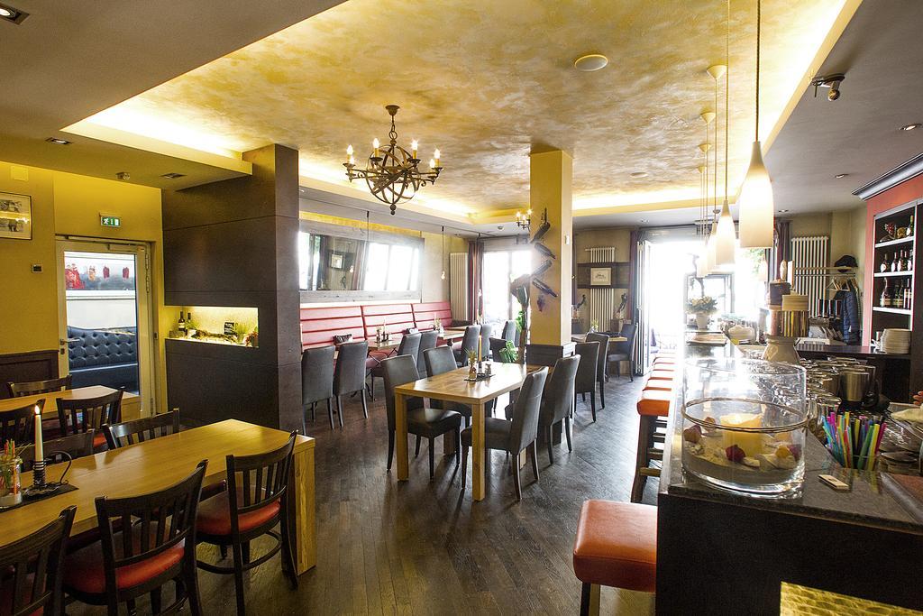 Hotel Weisses Lamm Veitshochheim Luaran gambar
