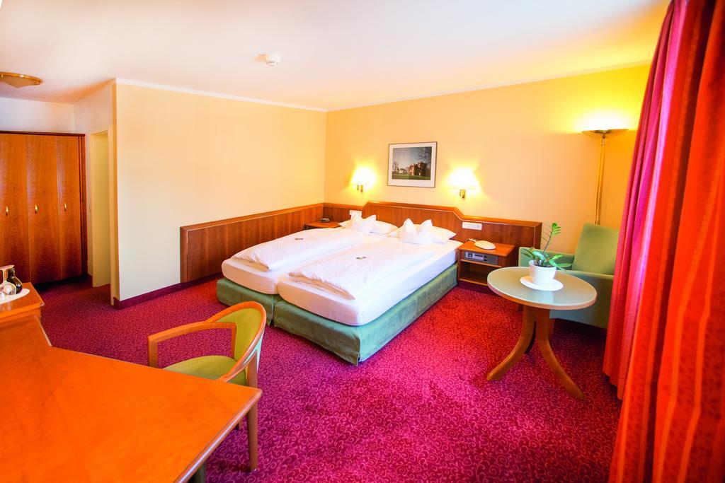Hotel Weisses Lamm Veitshochheim Luaran gambar