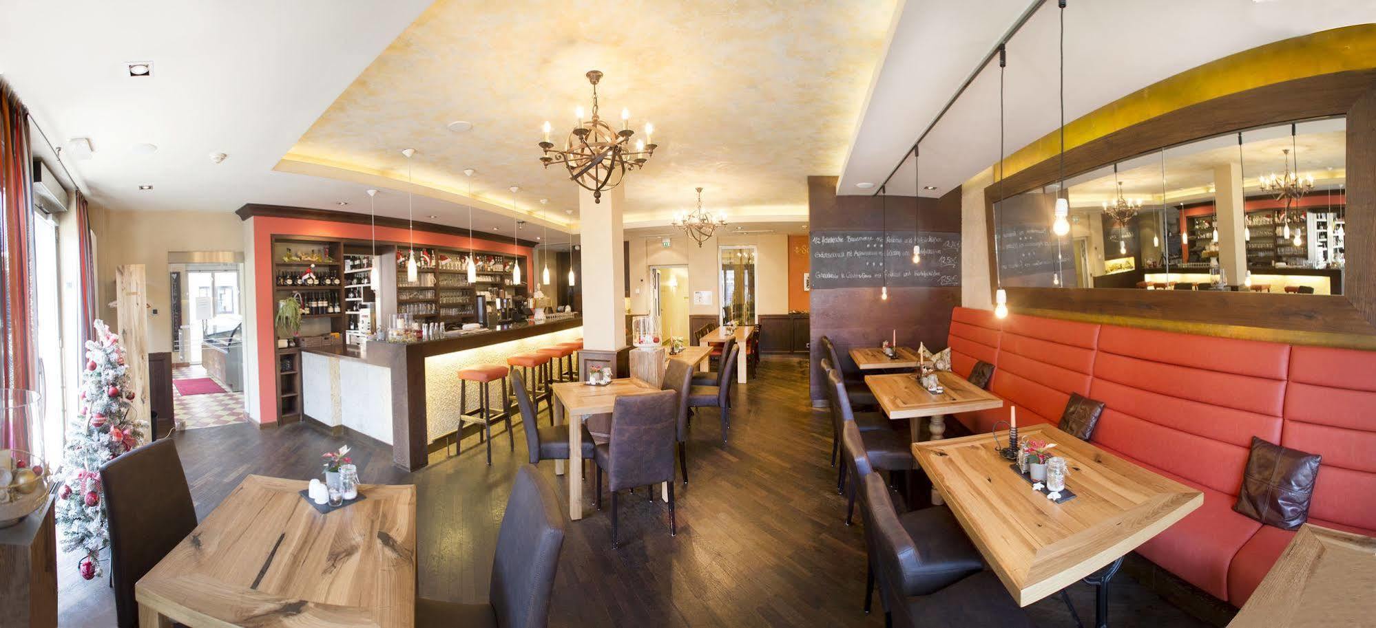 Hotel Weisses Lamm Veitshochheim Luaran gambar