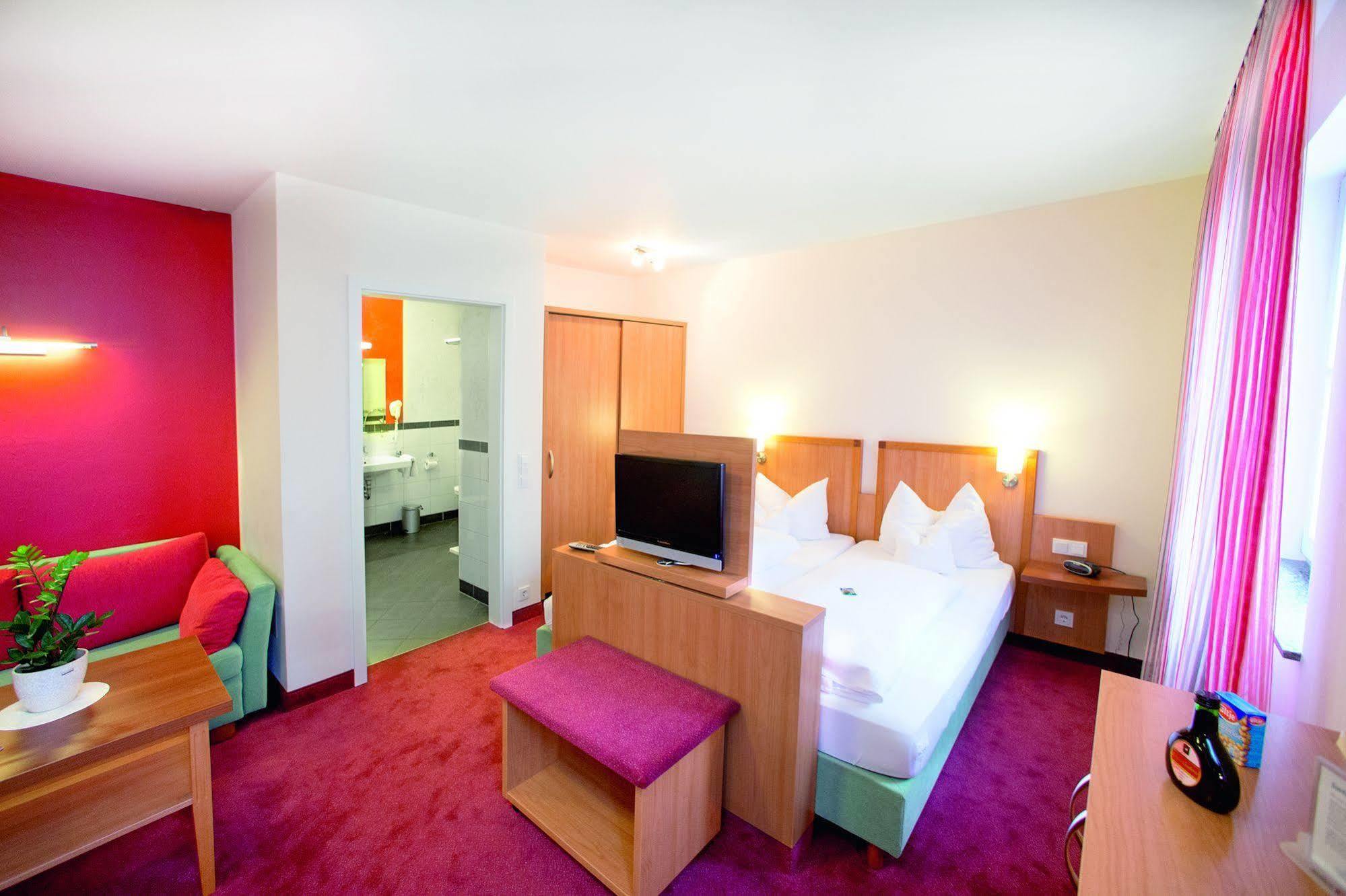 Hotel Weisses Lamm Veitshochheim Luaran gambar