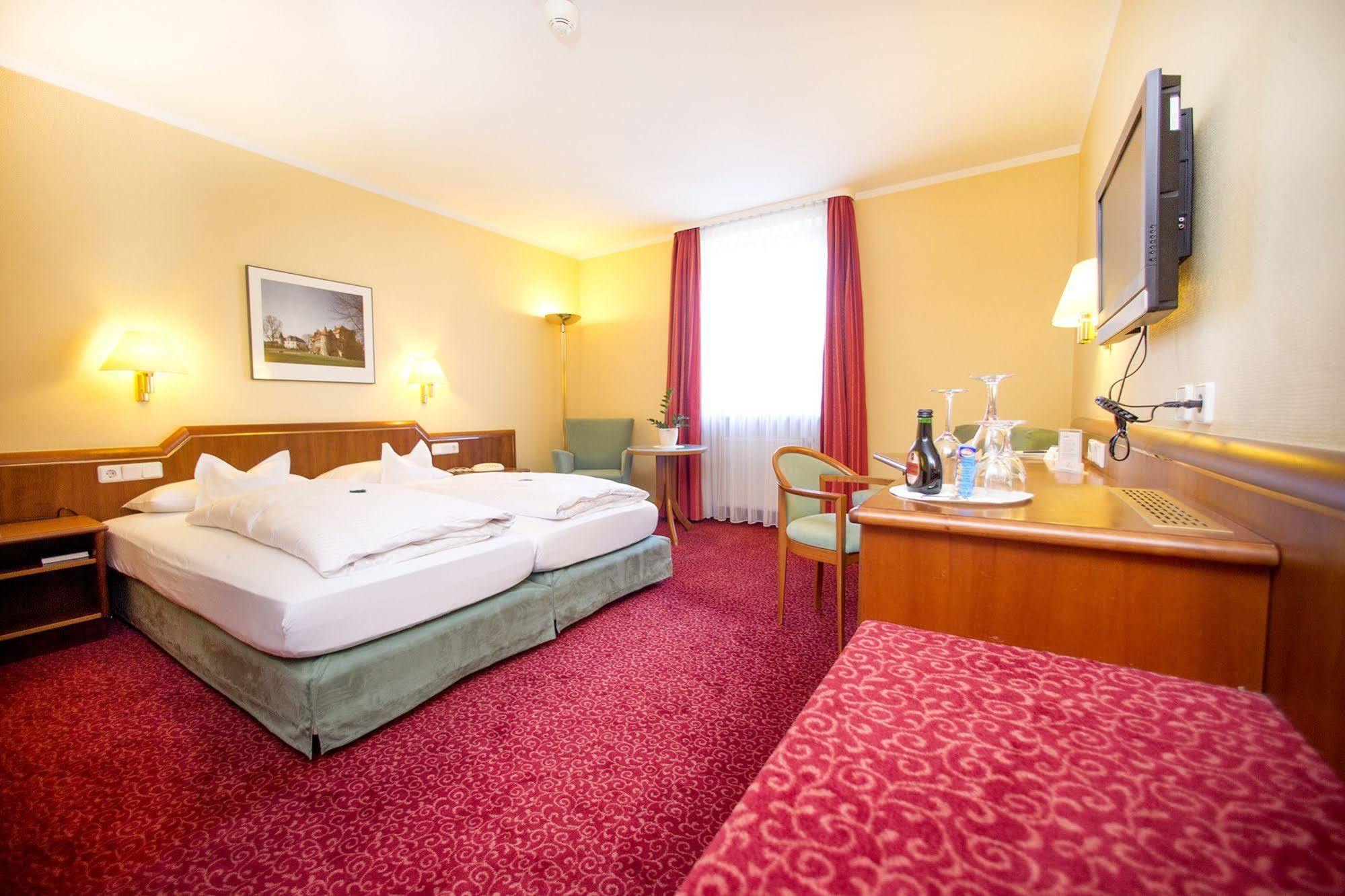 Hotel Weisses Lamm Veitshochheim Luaran gambar
