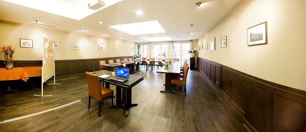 Hotel Weisses Lamm Veitshochheim Luaran gambar
